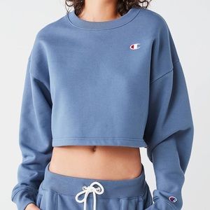 champion cropped crewneck